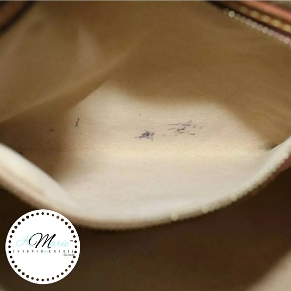 Authentic Louis Vuitton LOOPING GM - Picture 12 of 16